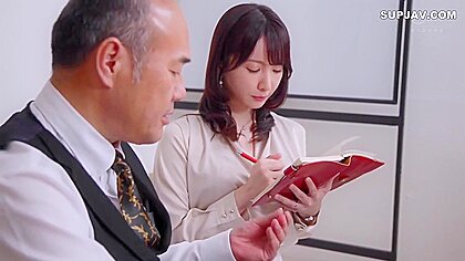 (rm) Married Secretary, Sweat And Kiss Filled Creampie Sex In The Presidents Office Yuuka Niizuma
