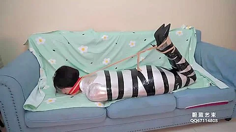 Zihan Cling Film Black Tape Mummy Mouth Opener