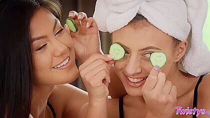 Kendra Spade And Gia Derza In Besties With Benefits