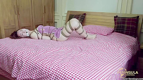 Female Model Applicant 4