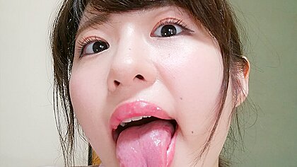 Perverted Woman Spits All Over You – Yura Mogami, Aira Sonokawa And Honoka Tsujii