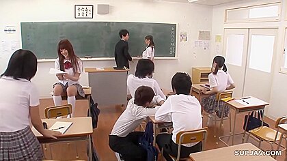 Cast(s): Moa Hoshizora , Kotone Suzumiya (aoi Shirosaki, Minami Kashii) , Sana Mizuhara , Maya Kawamura