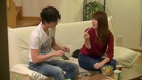 Gigl-714 Its True That The More Housewives Drink Alon