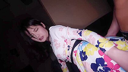 740ymtk-007 Momoko 33 Years Old 01